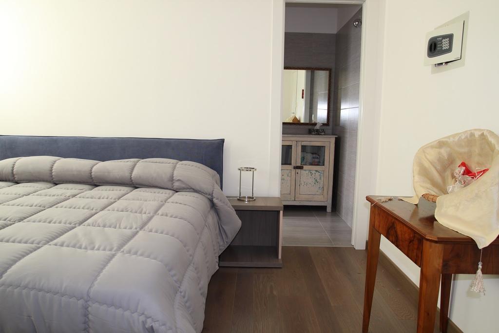Suite Rosso & Nero Lecce Exterior foto